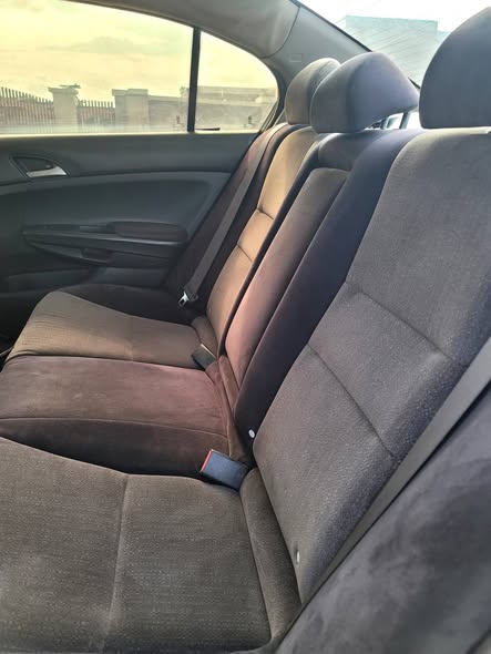 A picture of Very sharp 2008 Honda accord with untampered engine and gear