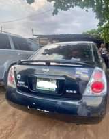 A picture of Nissan Altima Nothing to fix Engine ok Gear ok painted
