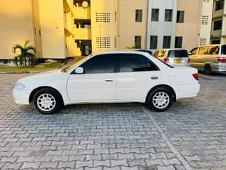 A picture of TOYOTA CALINA