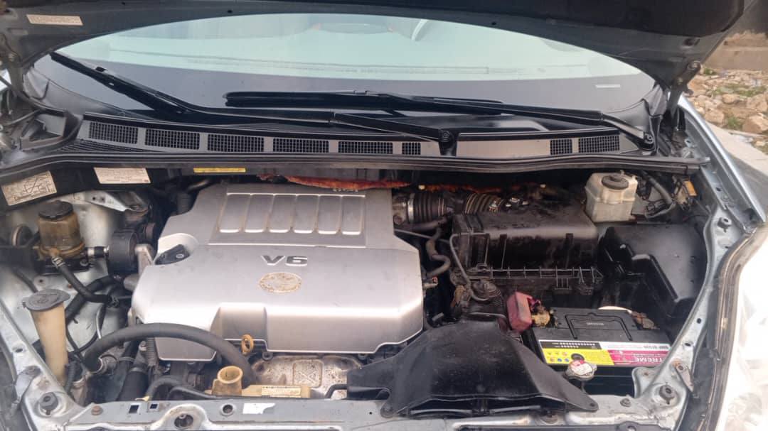 A picture of Toyota sienna 2007