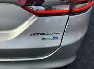 A picture of 2018 Ford Fusion Titanium Sedan 4D