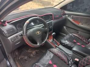 A picture of Toyota corrola 07 vvt i repainted on first body and