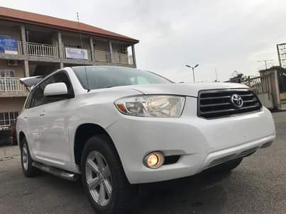 A picture of 2010 Toyota Highlander Toks Available