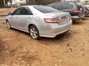 A picture of Clean used 2010 camry se Location is kaduna Price is