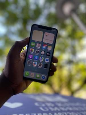 A picture of IPHONE X