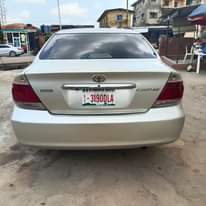 A picture of Toyota Camry 06 Nigeria used baked on first body with