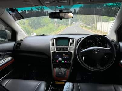 A picture of Toyota harrier
