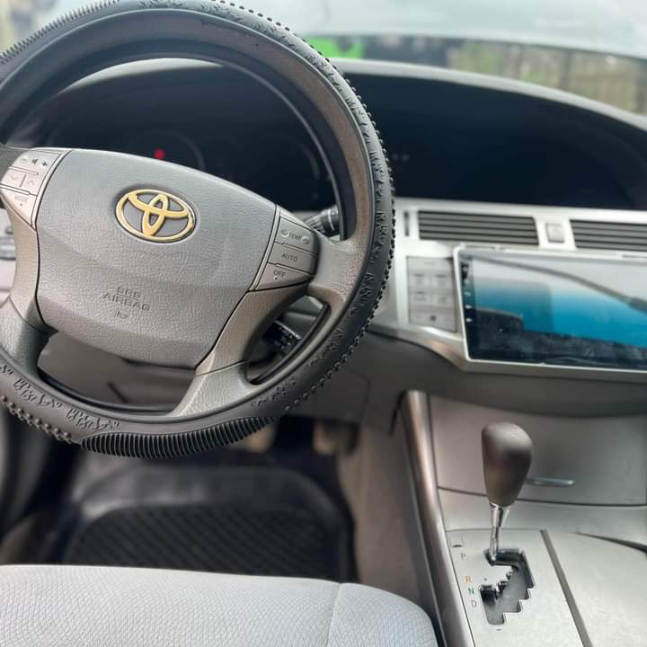 A picture of _________SWEET DEAL________ 2007Toyota Avalon Registered Silent engine Smooth tran