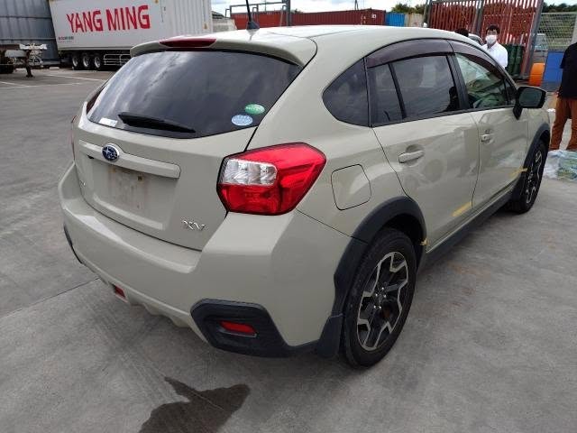 A picture of DAMAGED SUBARU XV READY TO BE IMPORTED UGX9M CALL WHATSAPP