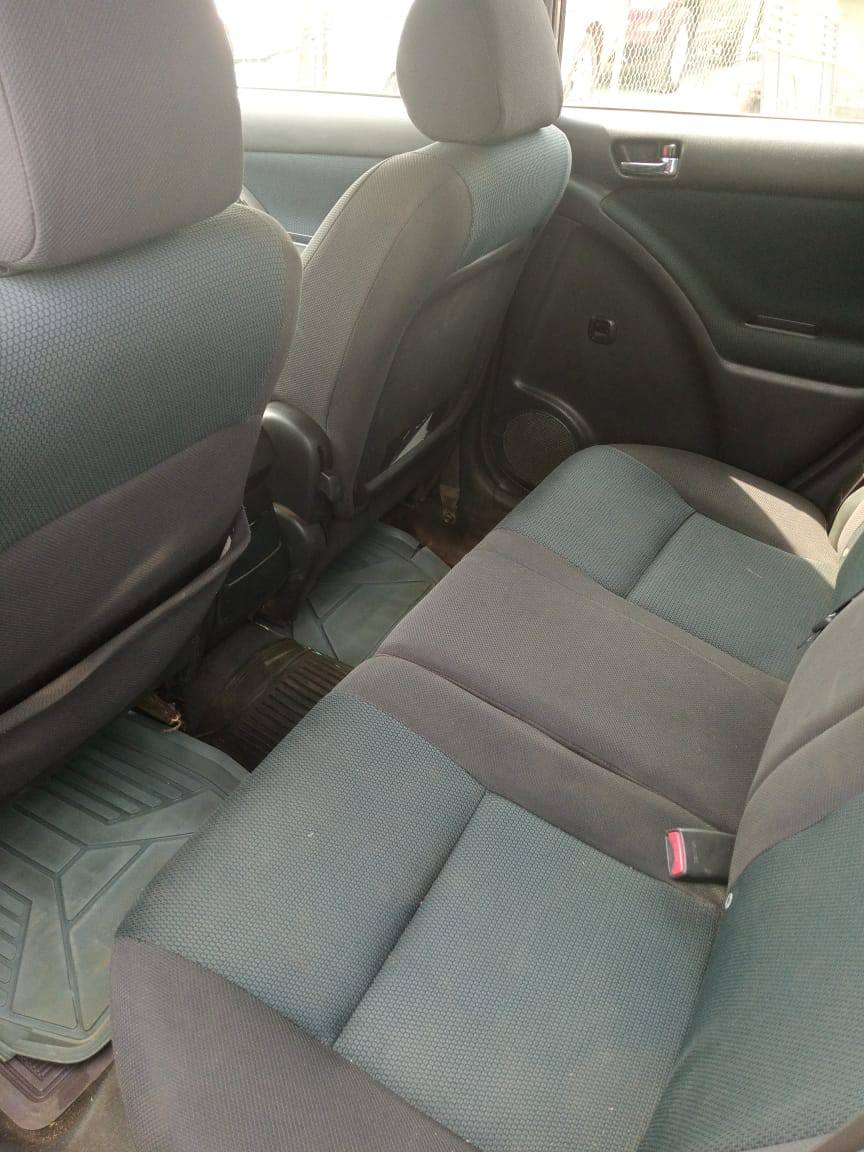 A picture of REGISTERED TOYOTA MATRIX 06 MODEL