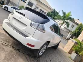 A picture of LEXUS RX330 2008 MODEL