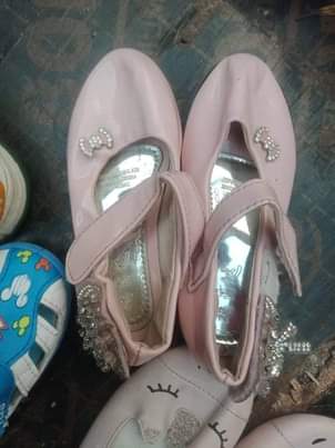 A picture of Shoes