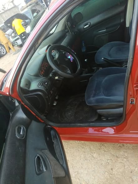 A picture of Car