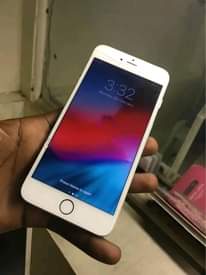 A picture of IPhone 6 PLUS GB 64