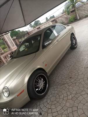 A picture of Jaguar S type 2006 model Location Ph