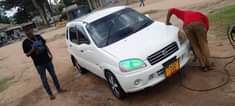 A picture of 2003 SUZUKI SWIFT