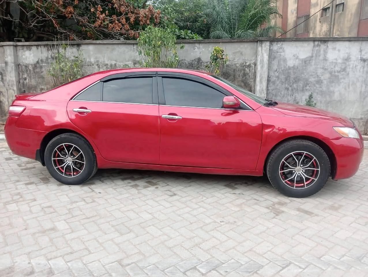 A picture of Toyota Camry muscle 2009
