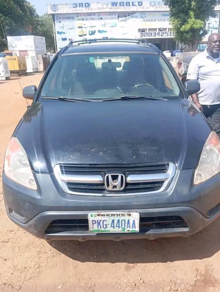 A picture of 2003 Hobda crv with silent untouched engine gear delays in