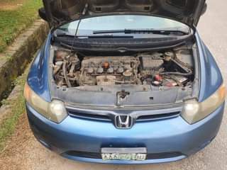 A picture of 2008 Honda coupe one door Civic Vvti
