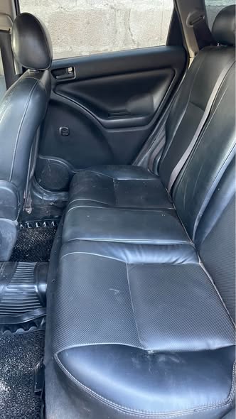 A picture of PONTIAC VIBE