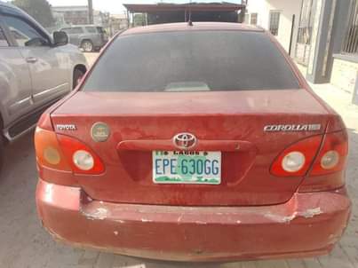 A picture of 2005 Toyota Sienna