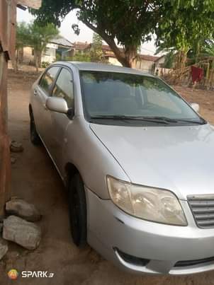 A picture of Bank type corolla 05 uber spic
