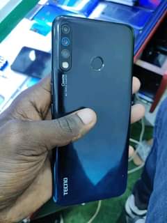 A picture of CAMON 12