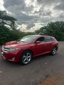 A picture of 2010 TOYOTA VENZA