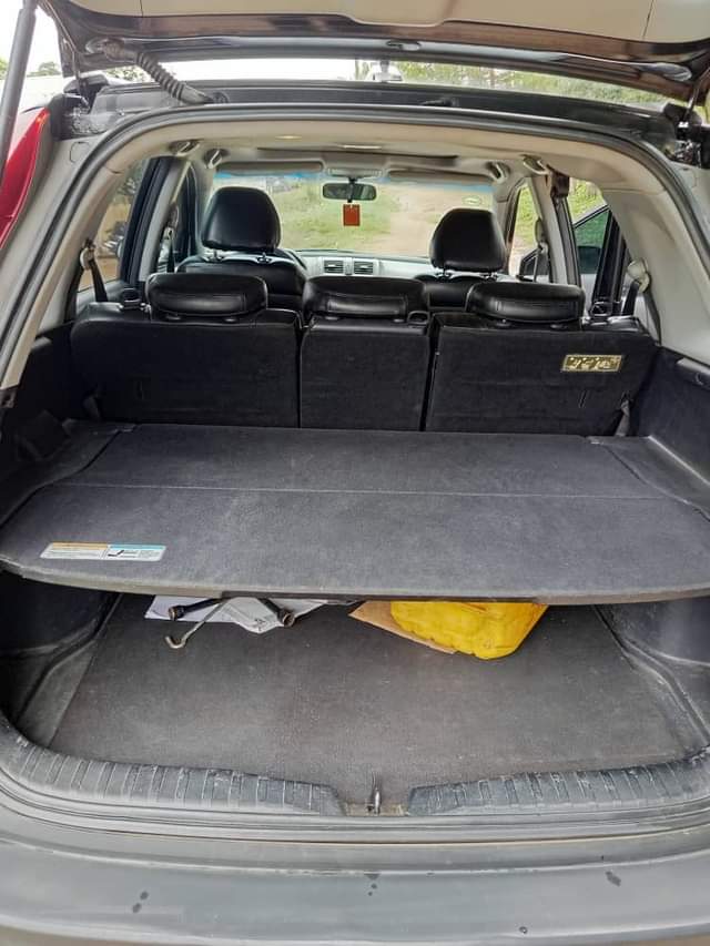 A picture of CR V 08
