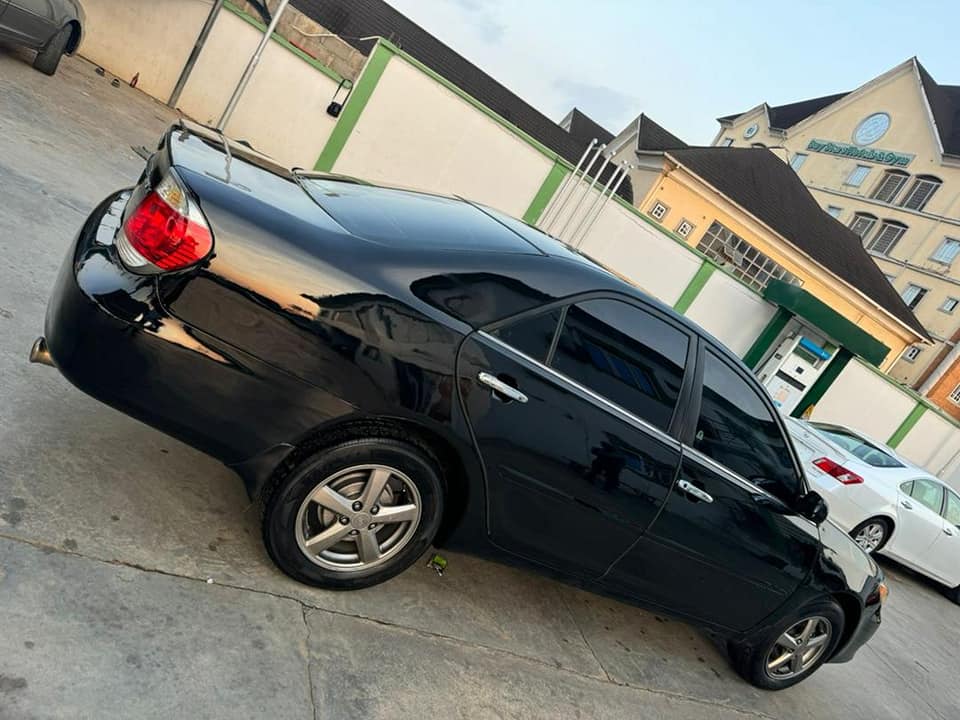 A picture of Toyota camry