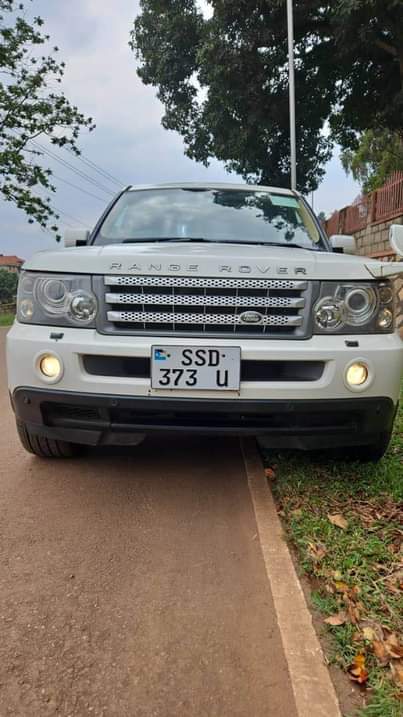 A picture of Range Rover sport Petro 45m