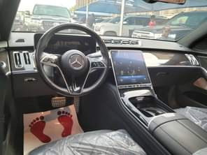 A picture of 2021 Maybach 235M Abuja deal Contact me 09039653346
