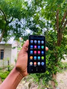 A picture of Samsung A10s Storage32GB Ram2GB Bei140 000 Battery4000mAh Network 4G Laini2