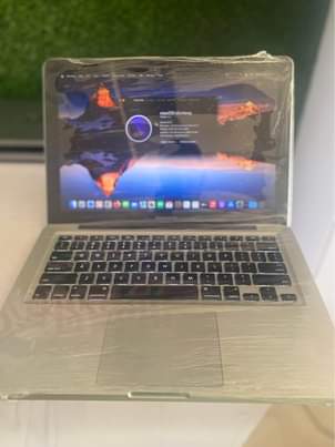 A picture of MacBook Pro 2011 intel core i7 8gb ram 180gb SSD