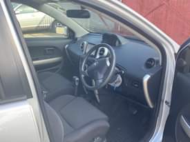 A picture of 2004 Toyota IST