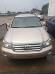 A picture of 2005 Toyota Highlander tokumbo clean title price 5 2m location