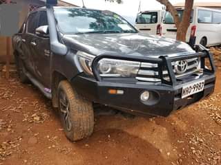 used toyota hilux