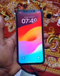 A picture of IPHONE 11 PLAIN
