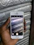 A picture of iPhone 5SE