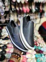 A picture of Ladies sneakers