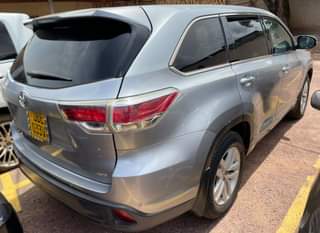A picture of 2015 Toyota klunger utomatic transmission Petrol 5 seater Good condition