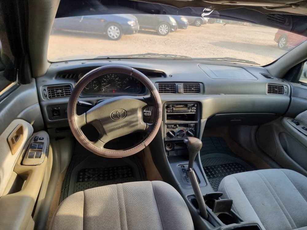 A picture of Toyota Camry pencil Abuja