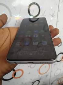 A picture of Tecno spark 8c Gb 64 ram 3 uwakika imenyooka b