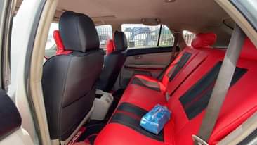 A picture of Neatly Used 2005 Lexus rx330