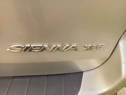 A picture of 2007 Toyota Sienna