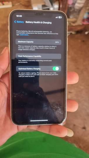 A picture of Iphone xr