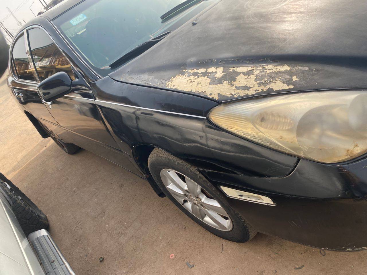 A picture of Lexus es 300