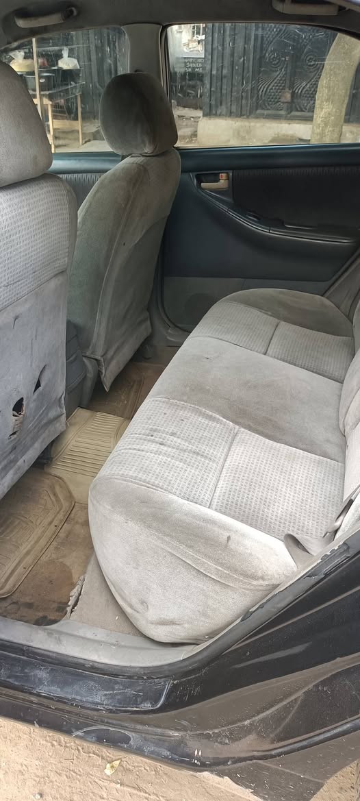 A picture of Toyota Corolla 05 06 tokubo standard manual transmission 3 2m