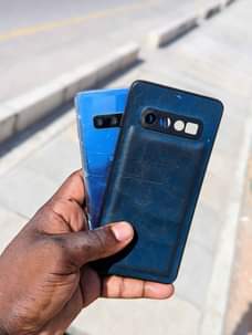 A picture of SAMSUNG S10 128gb bei 195 000 tu