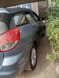 A picture of Toyota matrix 2003 2004 l